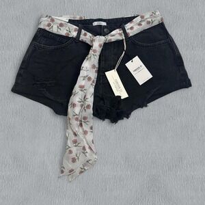 NWT Forever 21 Jean Shorts 30 Womens Black Raw Hem Distressed Floral Scarf Belt